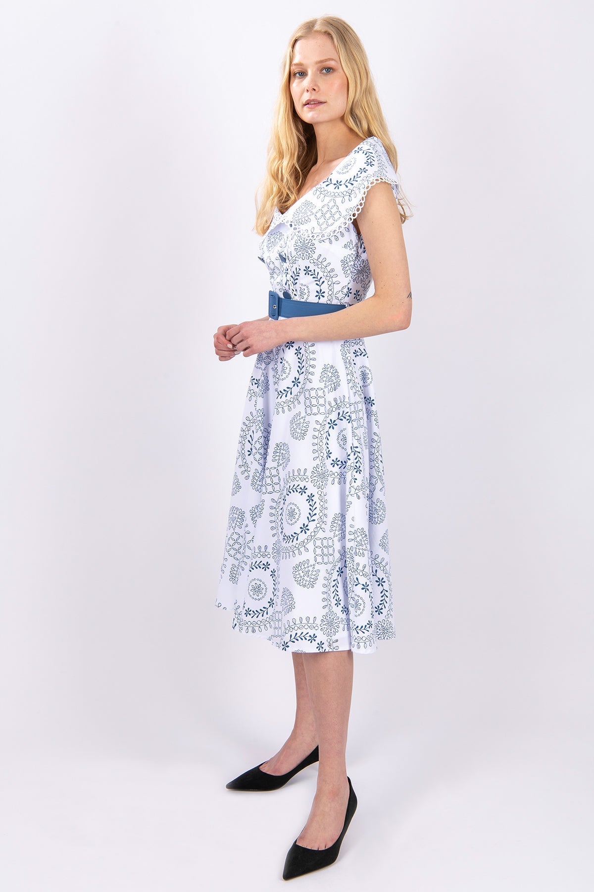 FRN LINE – Blue Broderie Dress with Guipure Collar for Women