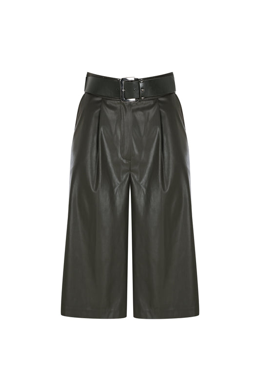 FRN LINE – KKhaki Faux Leather Belted Shorts for Women FRN6108
