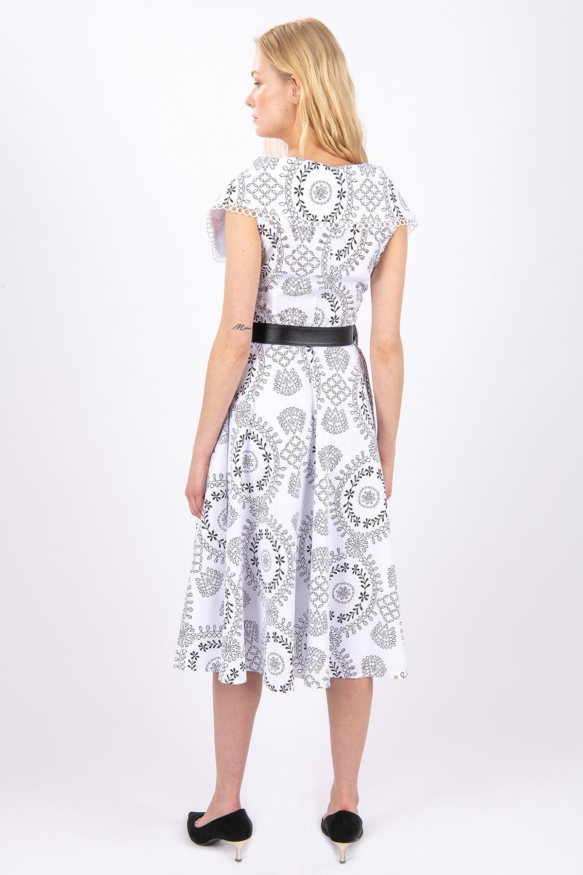 FRN LINE – Black Broderie Dress with Guipure Collar for Women