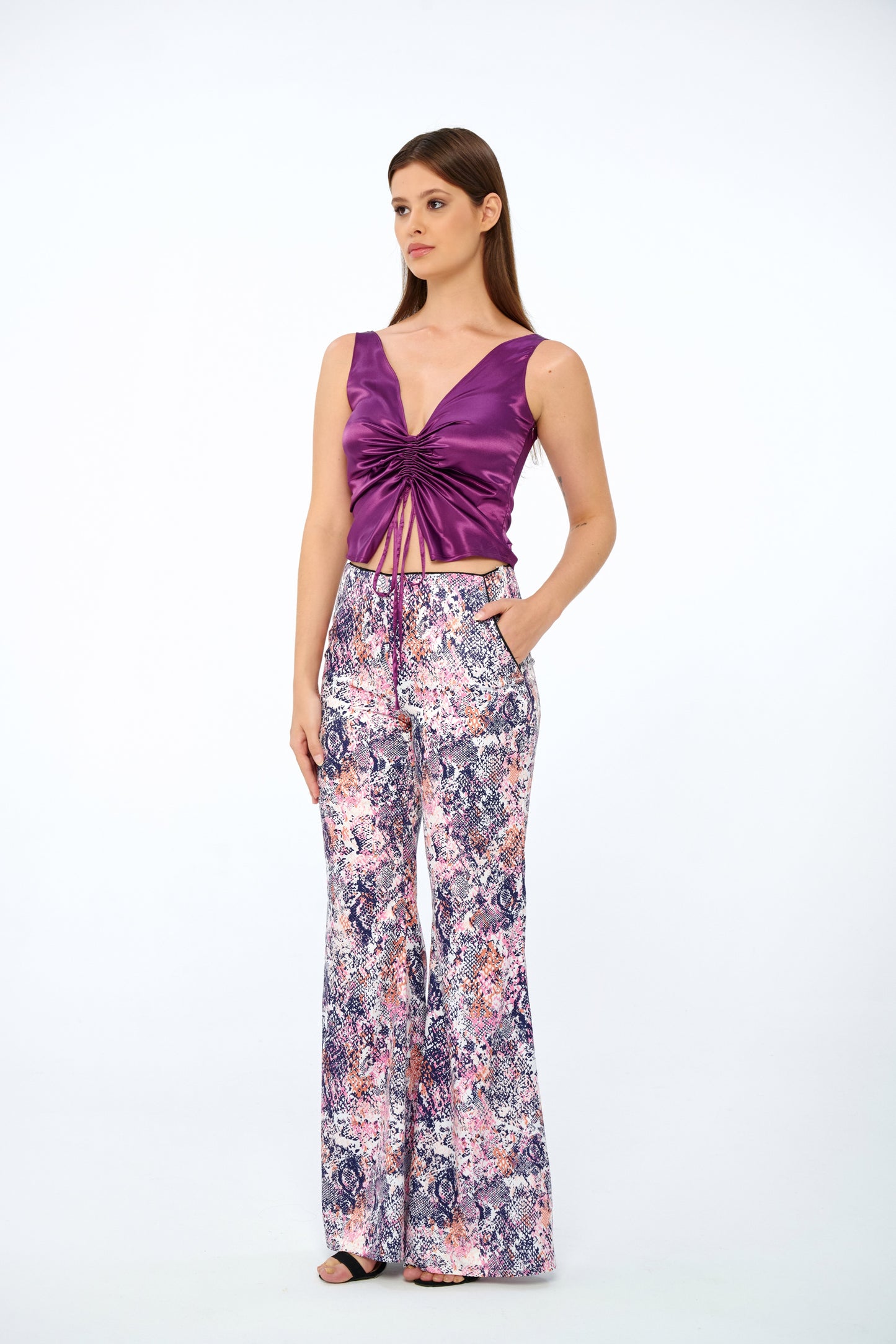 Levi – Slim Trousers in Snake Satin