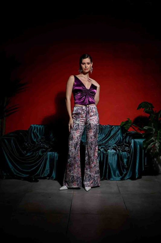 Levi – Slim Trousers in Snake Satin