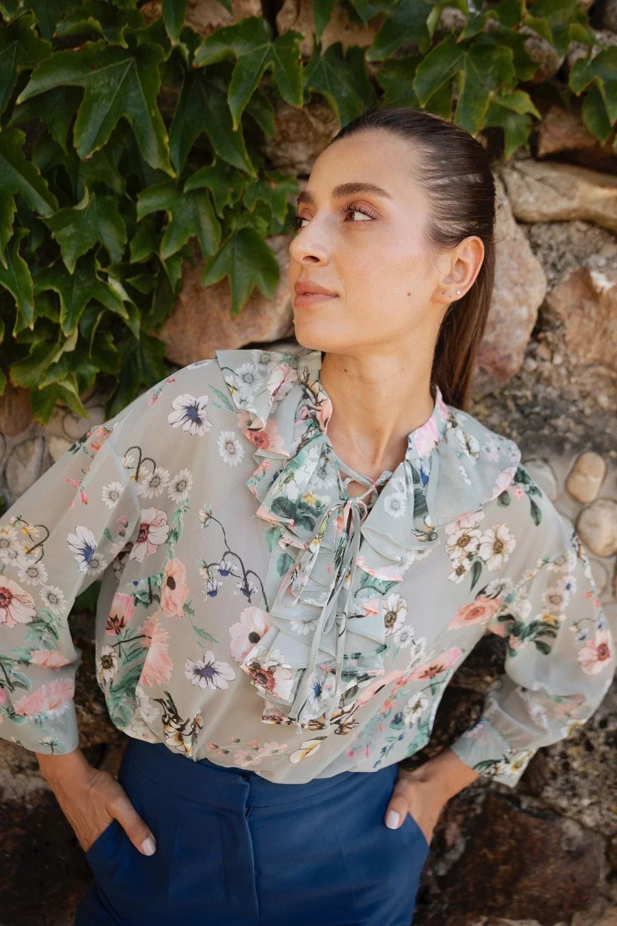 FRN LINE – Grey Floral Patterned Ruffled Neck Chiffon Blouse with Inner Camisole for Women FRN1001