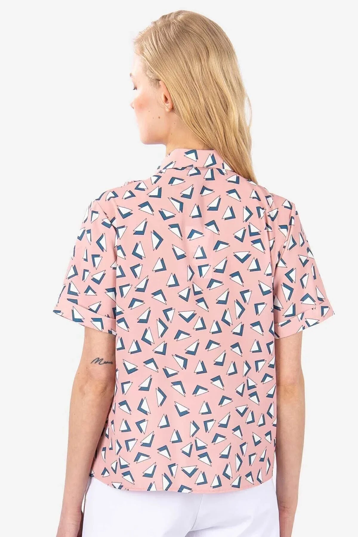 FRN LINE – Pink Short-Sleeve Shirt with Ruffled Front Detail for Women FRN1008